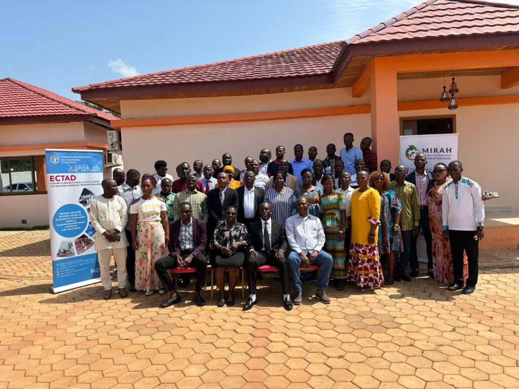 Côte d’Ivoire-AIP/ Des agents se forment à Bouna à l’usage d’une application pour la surveillance épidémiologique de la faune sauvage