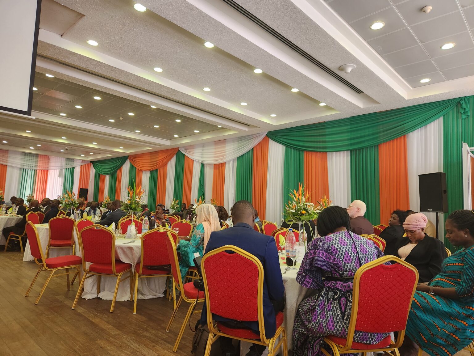 Côte d’Ivoire-AIP/ Vingt cinq agents retraités du ministère de l’Economie exhortés à continuer à partager leur expertise