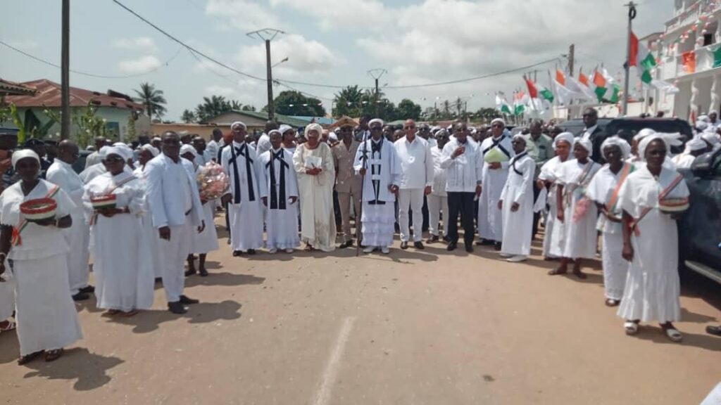 AIP/Patrick Achi appelle la communauté Harriste à renforcer ses actions pour la paix en Côte d’Ivoire