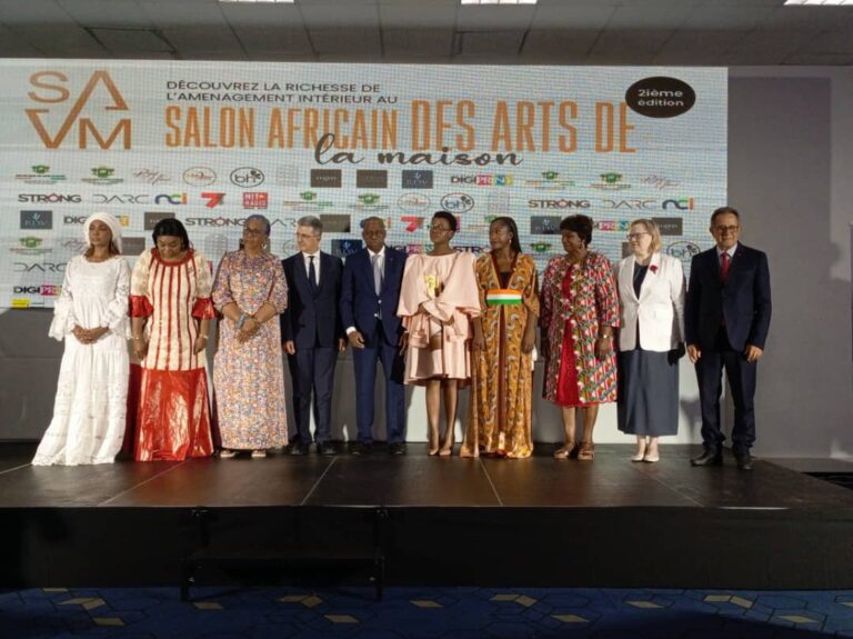 Côte d’Ivoire-AIP/ Plus de 7.000 visiteurs enregistrés à la 2ème édition du salon africain des arts