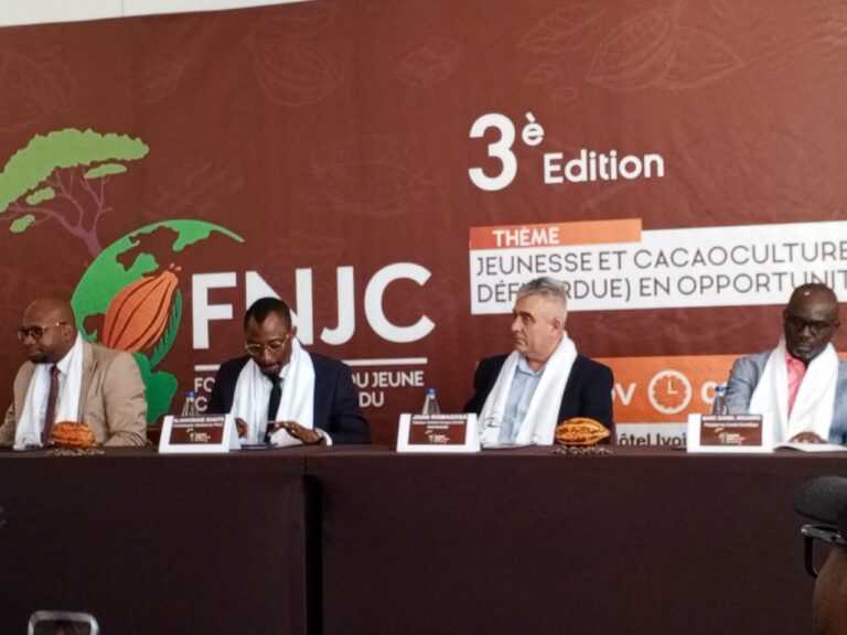 Côte d’Ivoire-AIP/Plus de 4.000 participants attendus à la 3e édition du forum national du jeune cacaoculteur et du chocolatier 2024
