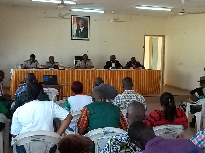 Côte d’Ivoire-AIP/ Des autorités locales d’Akoupé sensibilisées sur le projet de lutte contre la mortalité maternelle et néonatale