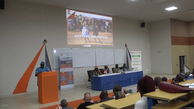 Côte d’Ivoire – AIP/ Adaye Kessié : une conférence sur les valeurs traditionnelles pour la paix tenue à Bondoukou