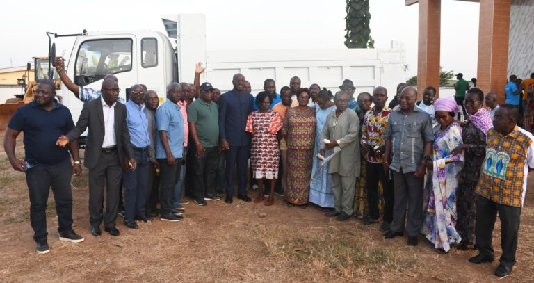 Côte d’Ivoire-AIP / Les conseillers régionaux et les membres du CESER de Daoukro formés en gestion administrative et financière