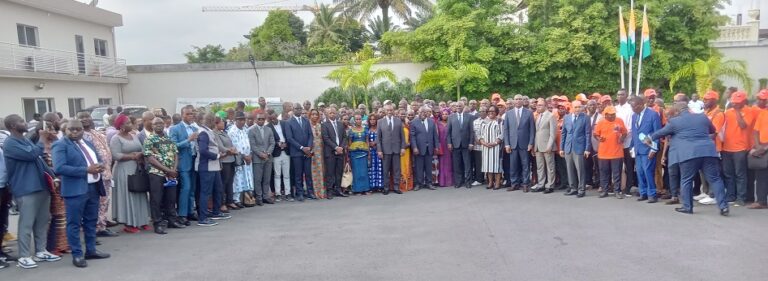 Côte d’Ivoire-AIP/ Des militants de l’opposition rallient le parti présidentiel