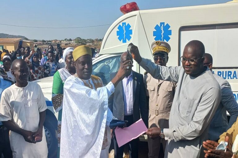Côte d’Ivoire-AIP/ Le centre de santé de Kokoun équipé d’une ambulance