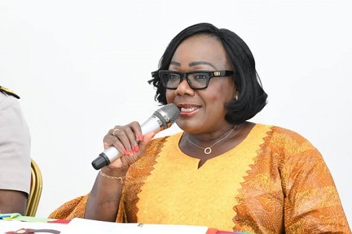 Côte d’Ivoire-AIP/ Anne Ouloto dénonce l’orpaillage clandestin et la fuite du cacao ivoirien vers les pays limitrophes
