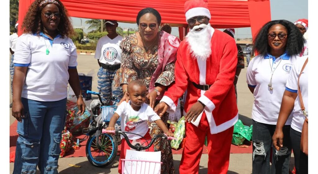 Côte d’Ivoire – AIP / Plus 200 enfants de gendarmes rassemblés à la légion territoriale de Daloa pour fêter Noël