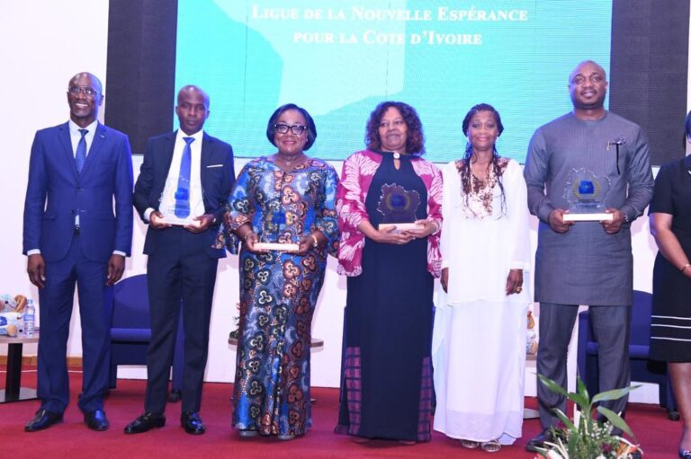 Côte d’Ivoire-AIP/ Les agents du service public appelés à s’approprier la vision d’un « fonctionnaire nouveau »