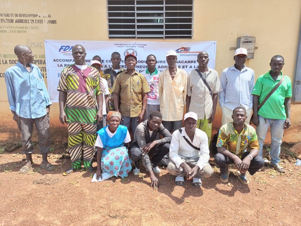 Côte d’Ivoire-AIP/ Cent producteurs formés pour intégrer la chaîne de valeur de l’anacarde dans la région du Poro