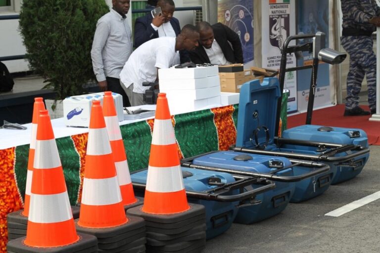 Côte d’Ivoire-AIP / La Gendarmerie nationale reçoit des équipements de surveillance intelligente des infractions routières