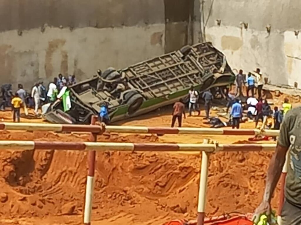 Côte d’Ivoire-AIP/ Le bilan de l’accident du bus de la SOTRA au Plateau passe à 25 victimes dont un décès