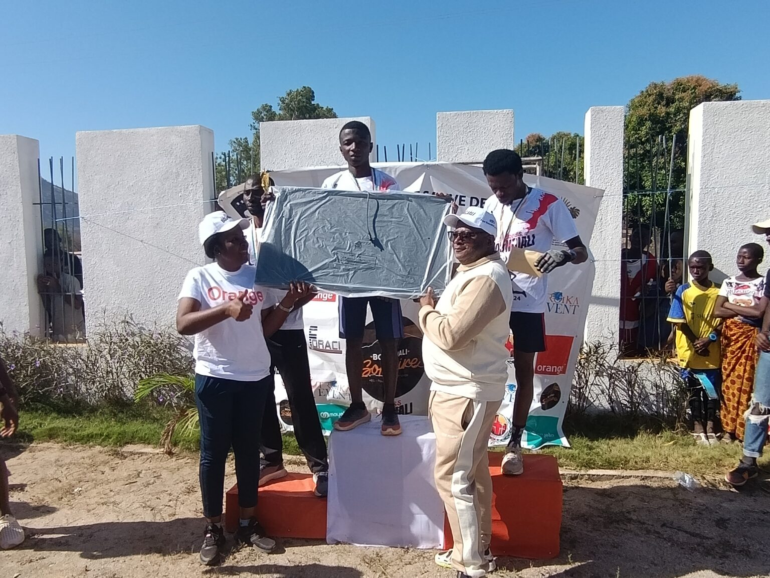 Côte d’Ivoire-AIP/ Les lauréats du cross de la solidarité de Boundiali récompensés