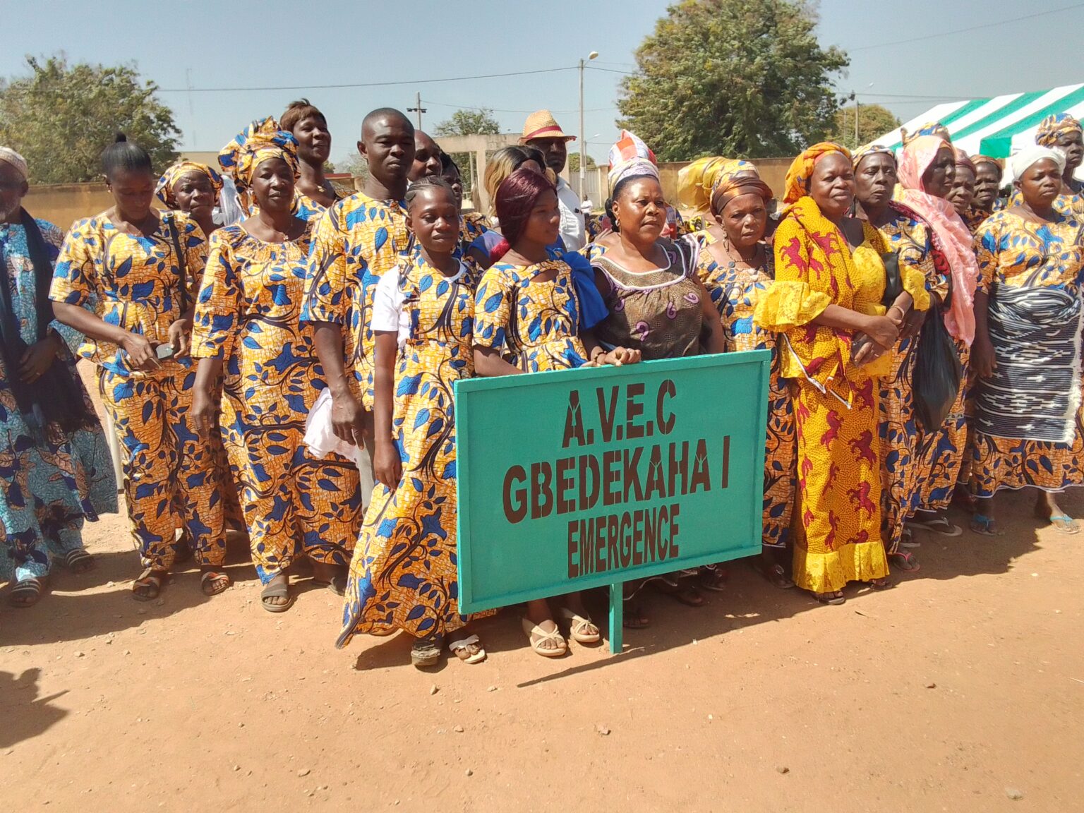 Côte d’Ivoire AIP/ Douze associations villageoises d’épargne se partagent un fonds de 18 millions à Katiola