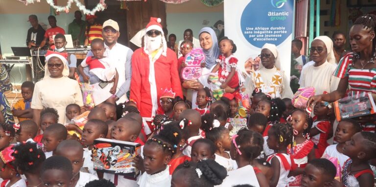 Côte d’Ivoire – AIP/ Arbre de Noel: une association donne le sourire à 400 enfants à l’orphelinat de Bondoukou