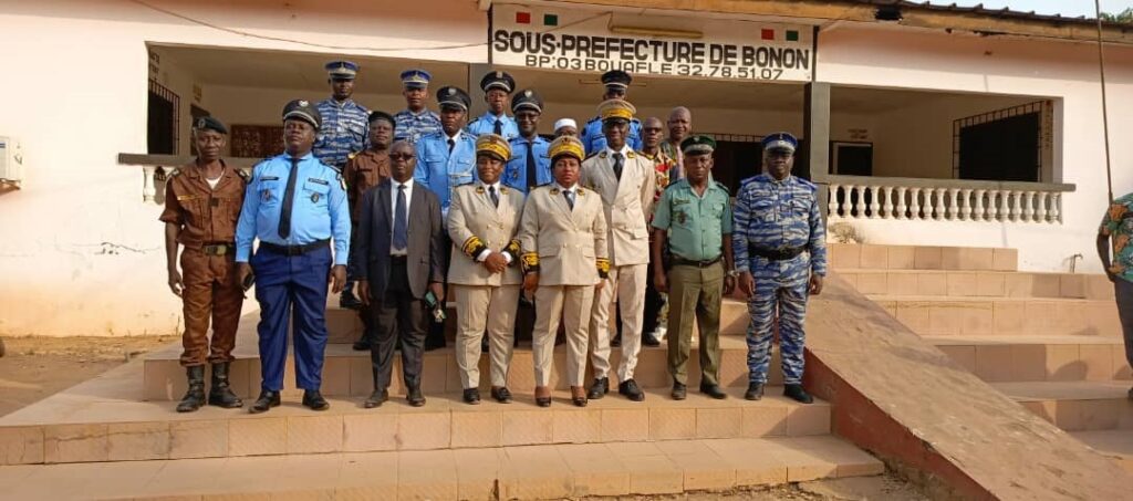 Côte d’Ivoire-AIP/ 14 agents honorés lors du salut aux couleurs à Bonon