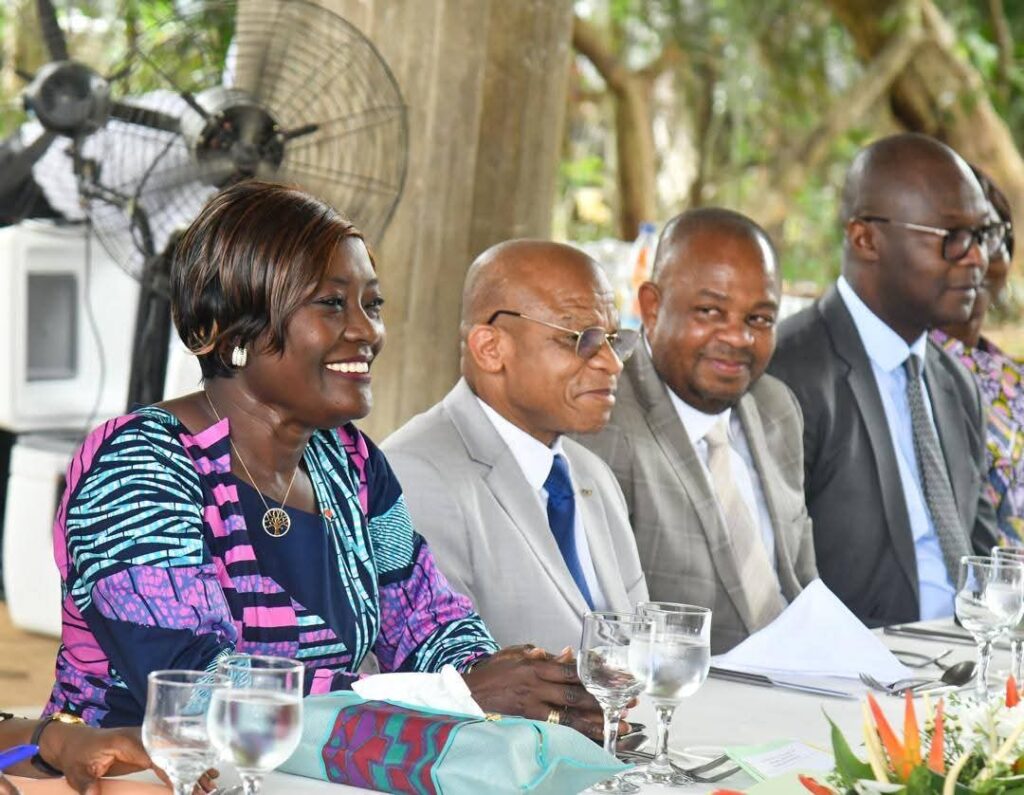 Côte d’Ivoire-AIP/ La ministre Mariatou Koné appelle les faîtières de l’éducation à un syndicalisme responsable