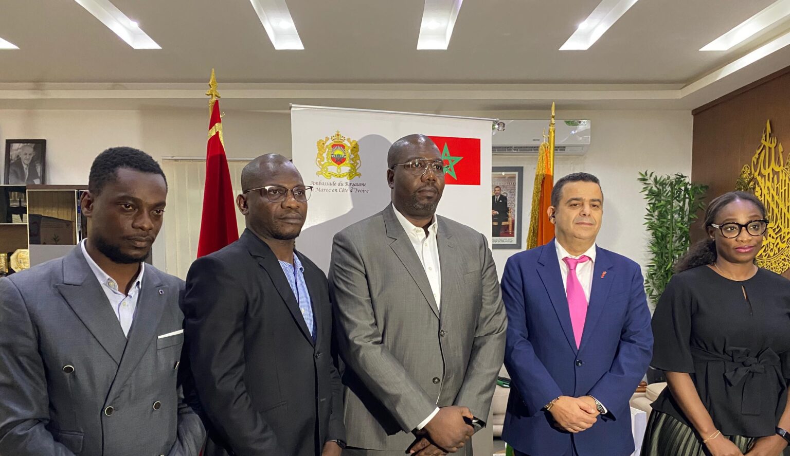 Côte d’Ivoire-AIP/Le guichet unique du commerce extérieur et la chambre de commerce marocaine renforcent leur coopération