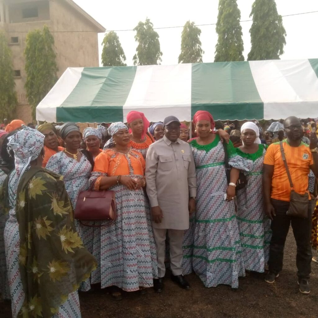 Côte d’Ivoire-AIP/ La fédération des femmes du RHDP rend hommage au secrétaire départemental de Ouangolodougou