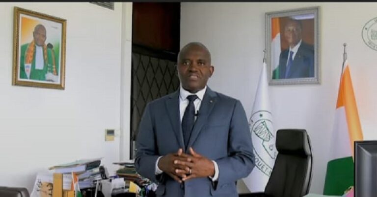 Côte d’Ivoire–AIP / Le président de l’UFHB rappelle l’interdiction d’utiliser les amphithéâtres comme dortoirs