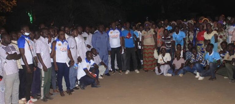 Côte d’Ivoire-AIP/ Des jeunes du Gontougo témoignent leur attachement au ministre d’Etat Adjoumani pour ses actions de développement