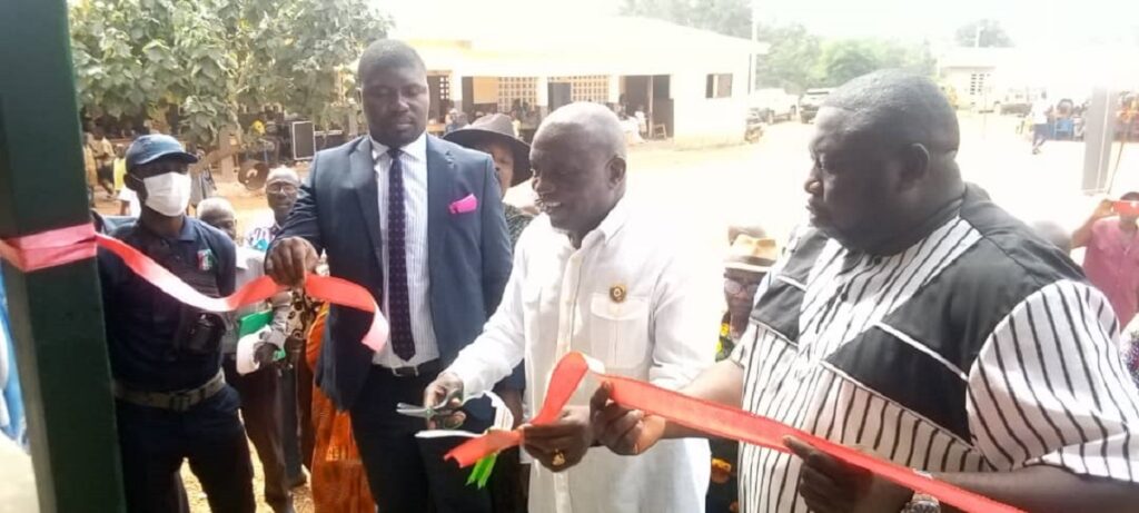 Côte d’Ivoire – AIP / Un bâtiment de 37 millions de F CFA offert à l’EPP Kouahossoi dans la sous-préfecture d’Afféry
