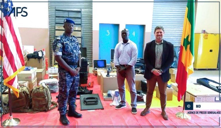 Côte d’Ivoire-AIP/Inter/Les États-Unis offrent des équipements d’une valeur de 450 millions de F CFA à la gendarmerie nationale sénégalaise