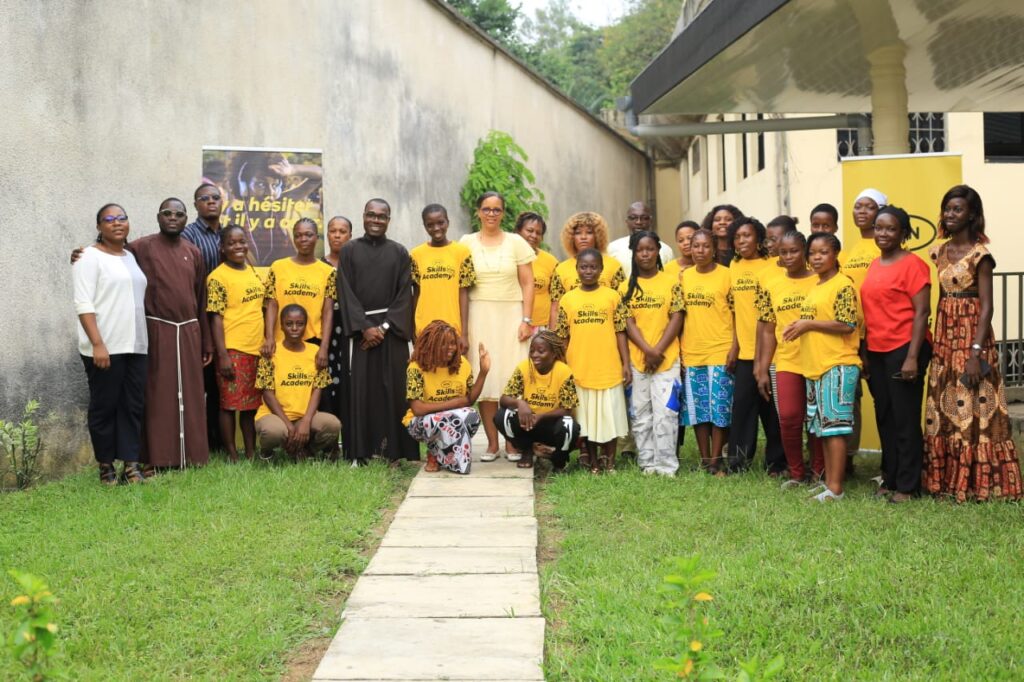 Côte d’Ivoire-AIP/ Le Centre Zagal reçoit un appui pour l’autonomisation des jeunes filles vulnérables à Yopougon (Communiqué)