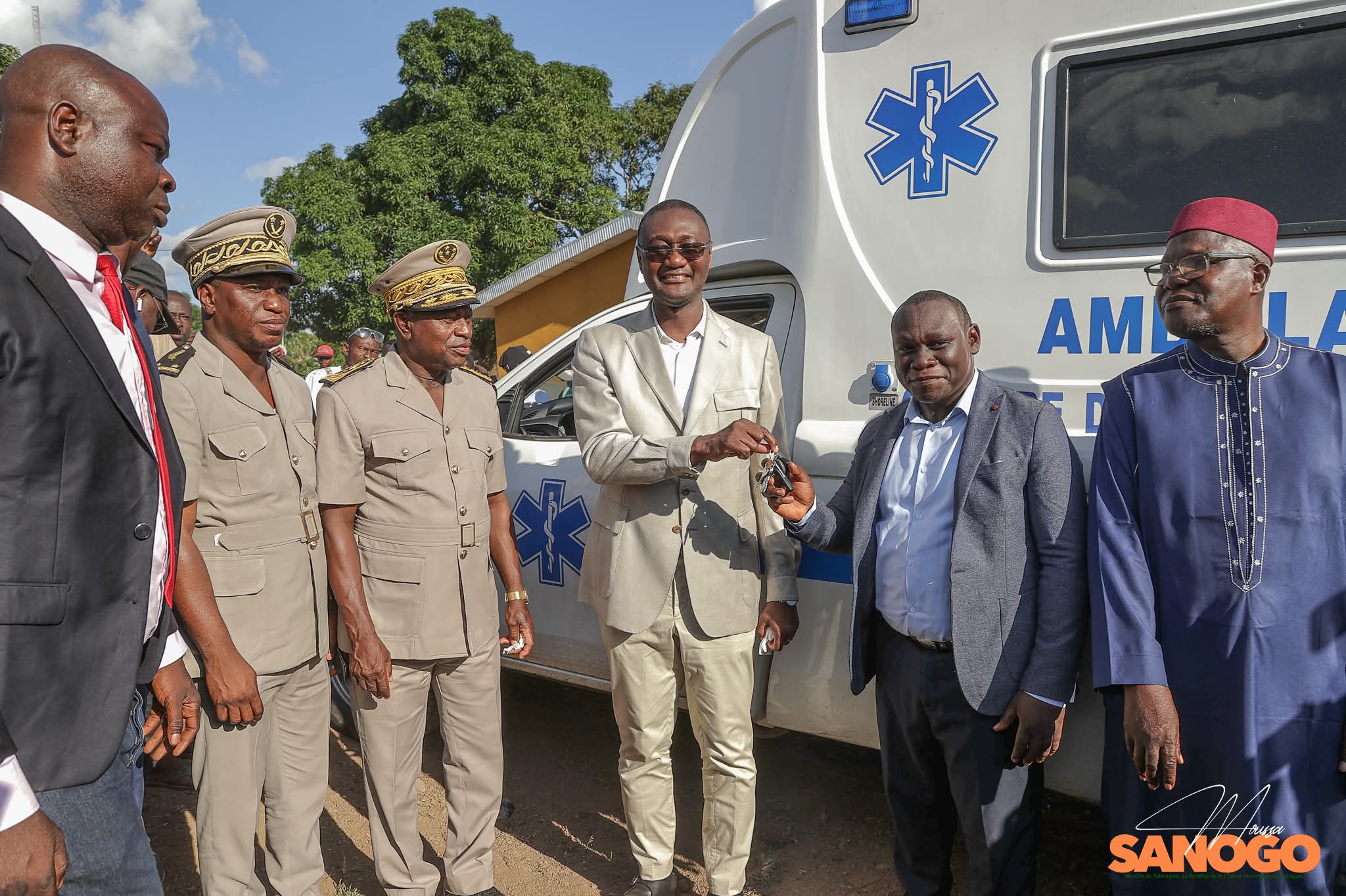 Côte d’Ivoire-AIP/Le centre de santé de Gbeteman équipé d’une ambulance
