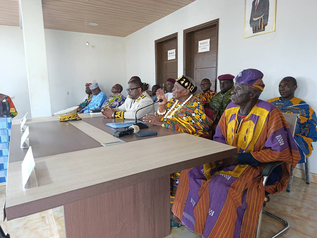Côte d’Ivoire-AIP/ Le président de la Chambre des rois et chefs traditionnels exhorte les populations de Minignan à éviter tout acte de violence