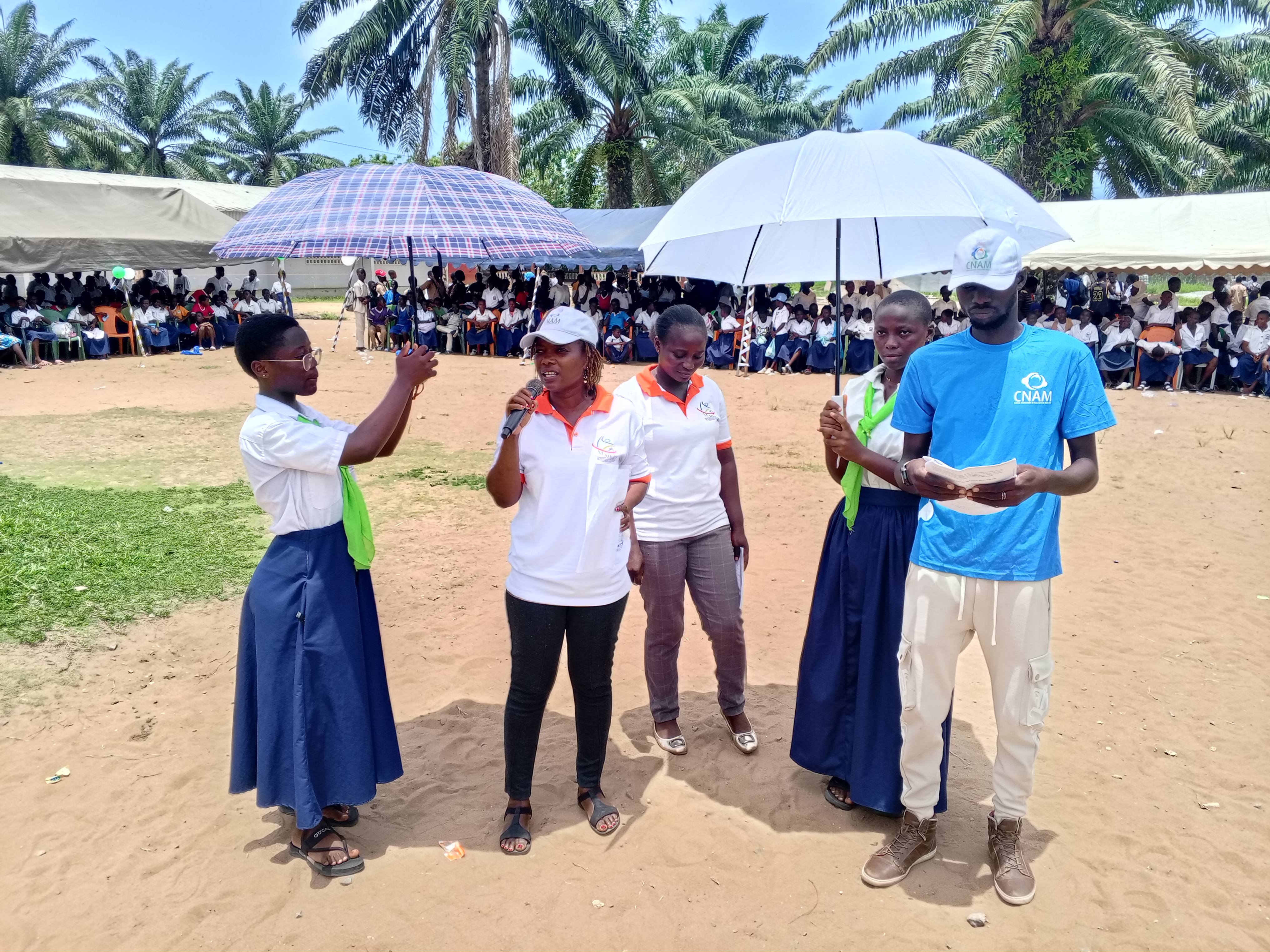 Côte d’Ivoire-AIP/ Des lycéennes sensibilisées aux dangers des abus sexuels par le centre social d’Adiaké