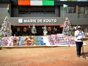 Côte d’Ivoire-AIP/ Noël 2025: Bruno Koné comble les enfants des sous-préfectures de Blességué et Kouto