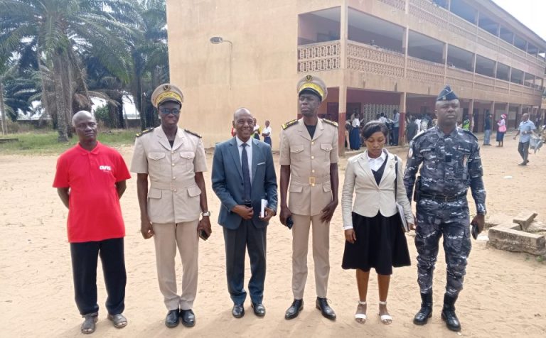 Côte d’Ivoire-AIP/ Le préfet d’Adiaké s’enquiert de l’effectivité des cours
