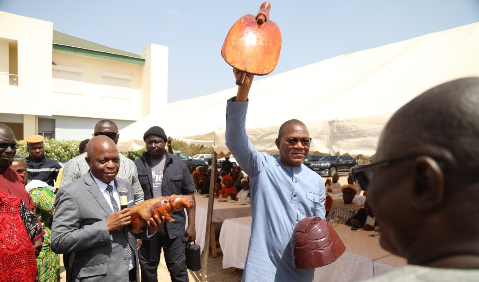 Côte d’Ivoire-AIP / Le ministre Bruno Koné promet des réponses concrètes aux défis du monde rural dans la Bagoué