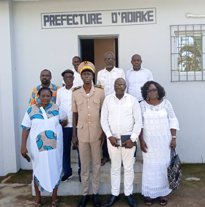 Côte d’Ivoire-AIP/ Le comité départemental anti corruption d’Adiaké présenté au préfet