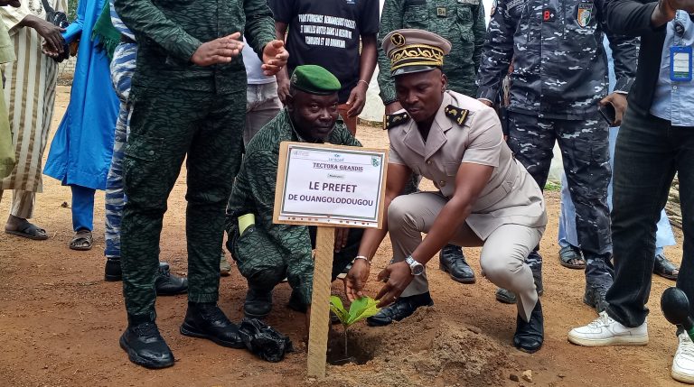Côte d’Ivoire – AIP/ CIAUD-Canada et les demandeurs d’asile du centre de transit de Nioronigué s’engagent pour la protection de l’environnement
