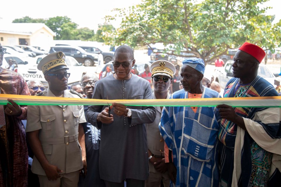 Côte d’Ivoire-AIP/ Le conseil régional de la Bagoué remet les clefs de la maternité de Sélého