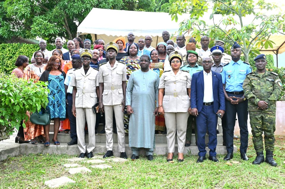 Côte d’Ivoire – AIP / Les directeurs départementaux d’Adiaké apportent leur soutien au nouveau ministre des Infrastructures