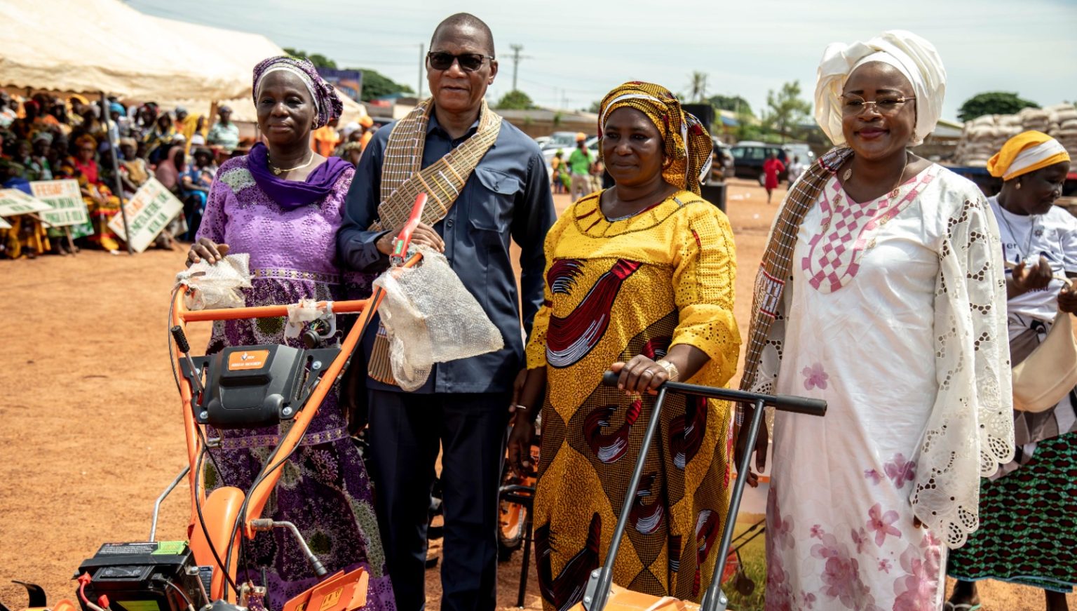 Côte d’Ivoire-AIP / Bruno Koné appelle à l’union et au renforcement du soutien aux femmes de la Bagoué