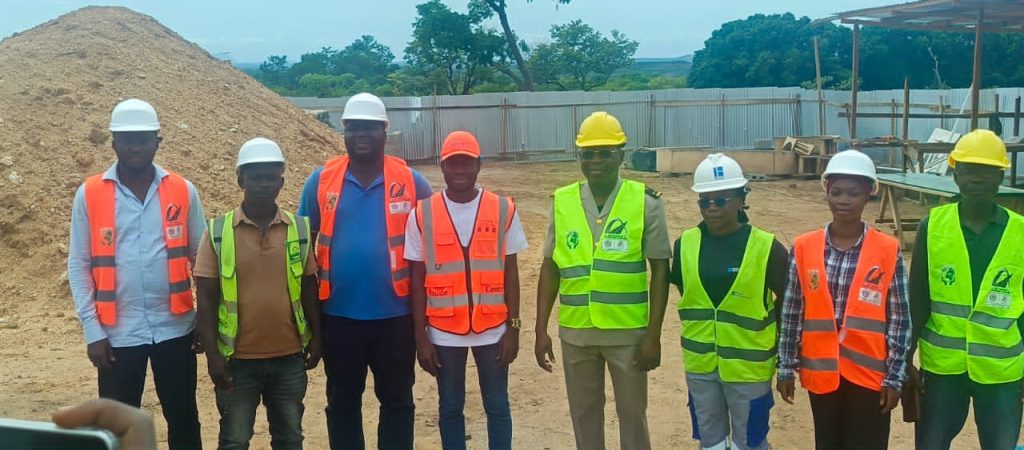 Côte d’Ivoire-AIP/ Le sous-préfet de Mahandougou satisfait de l’avancement des travaux du futur château d’eau