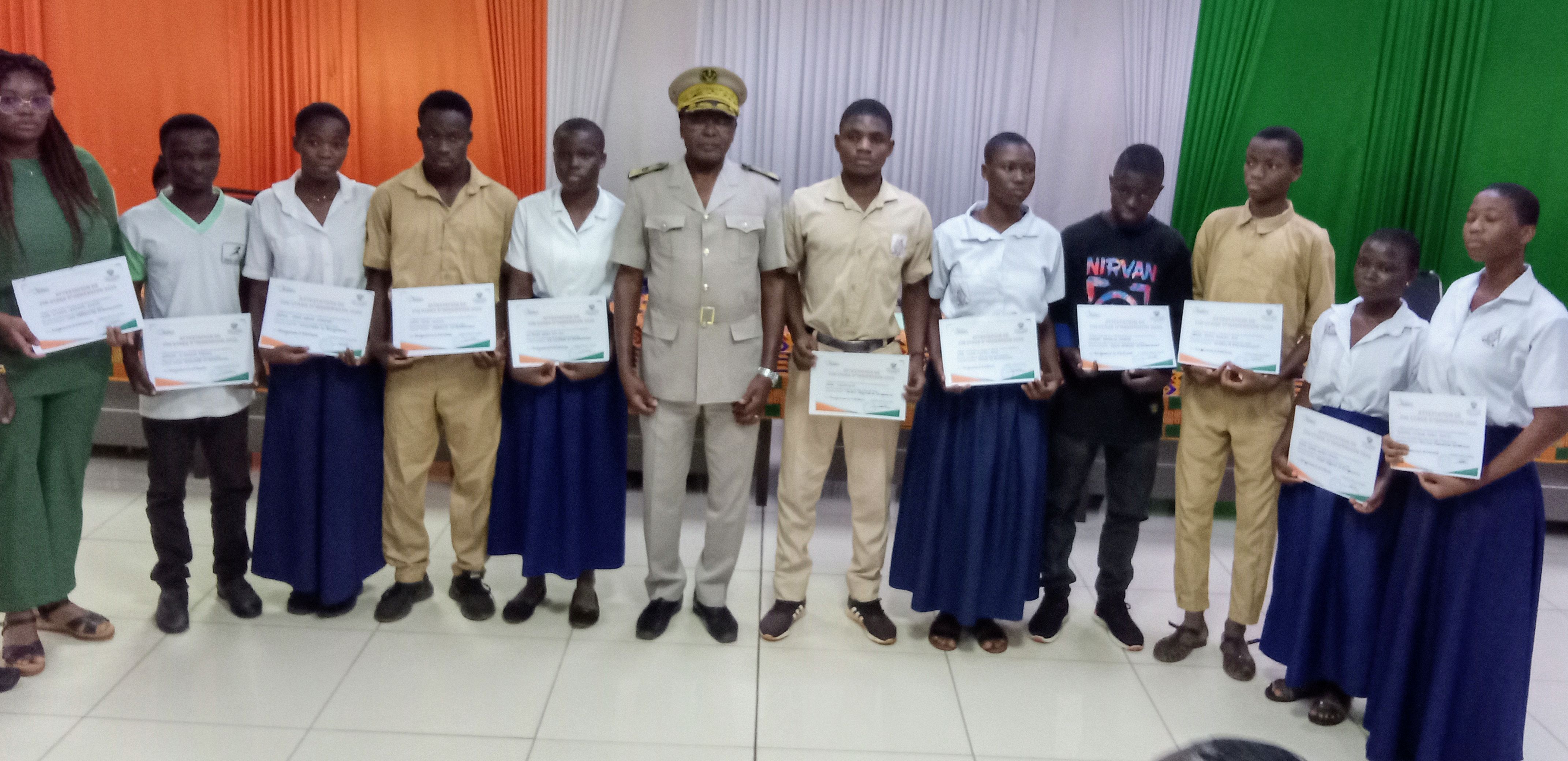Côte d’Ivoire-AIP/Moronou : le préfet Dongo Kobenan exhorte les jeunes à valoriser les acquis de leur stage d’immersion