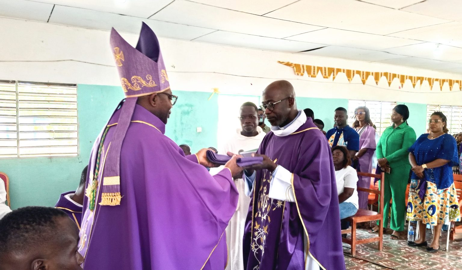 Côte d’Ivoire-AIP/ Le Père Jérôme Kanhou Konan installé comme nouveau curé de la paroisse Saint-André à Minignan