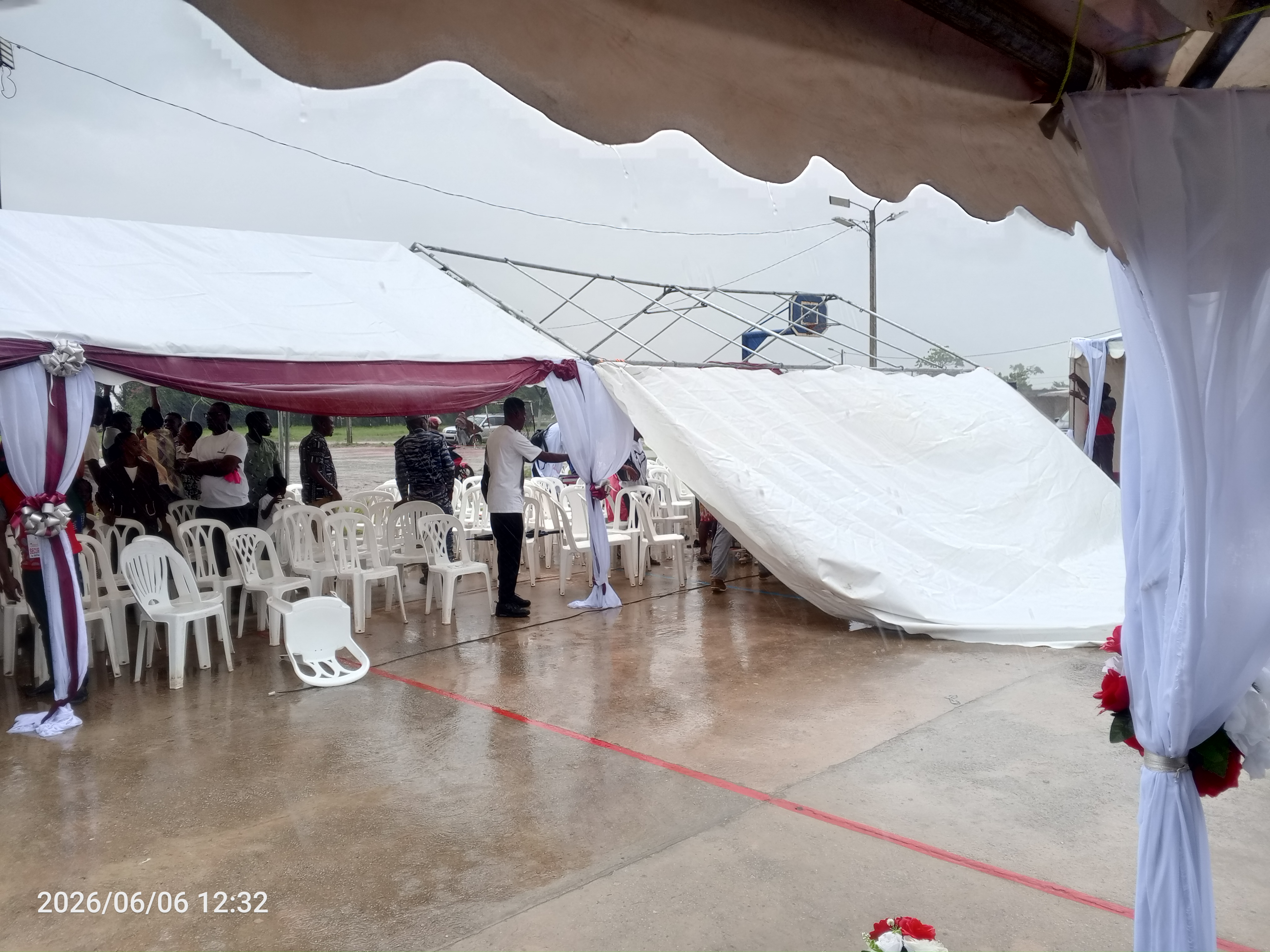 Côte d’Ivoire-AIP /Des intempéries interrompent la Journée de l’excellence et du mérite à Adiaké