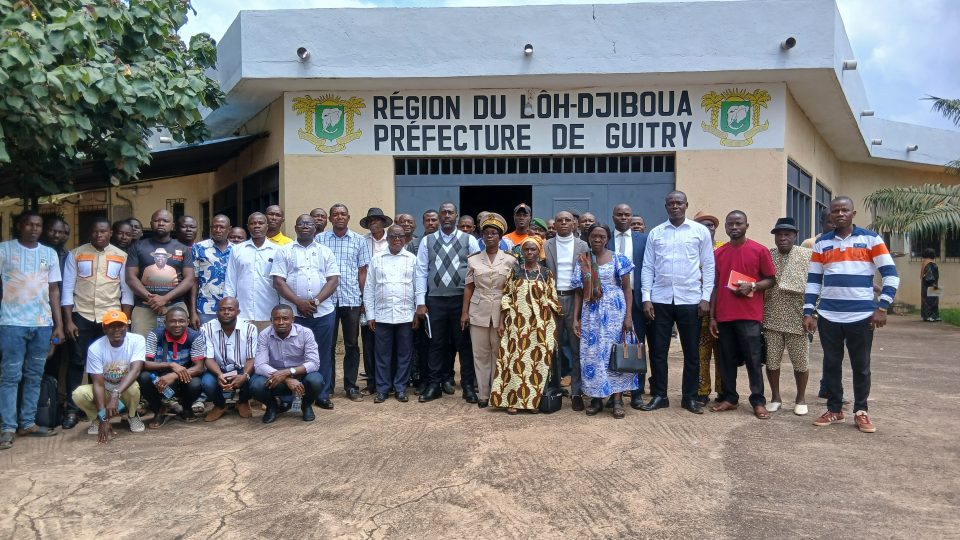 Côte d’Ivoire-AIP / Guitry : les organisations de jeunesse sensibilisées à un fonds d’appui de 4,3 milliards de FCFA