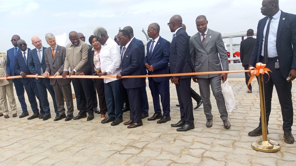Côte d’Ivoire-AIP/ Le gouvernement promet un suivi des populations du littoral de Grand-Lahou après les travaux du WACA