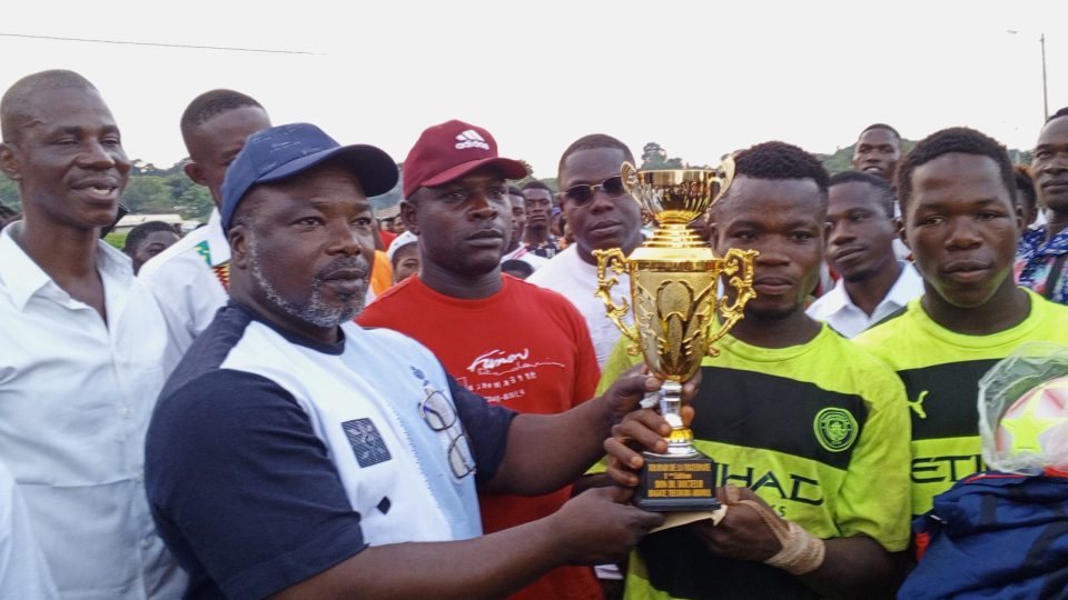 Côte d’Ivoire-AIP / L’équipe de Bourounou 2 remporte la première édition du tournoi de Maracana de Kounahiri