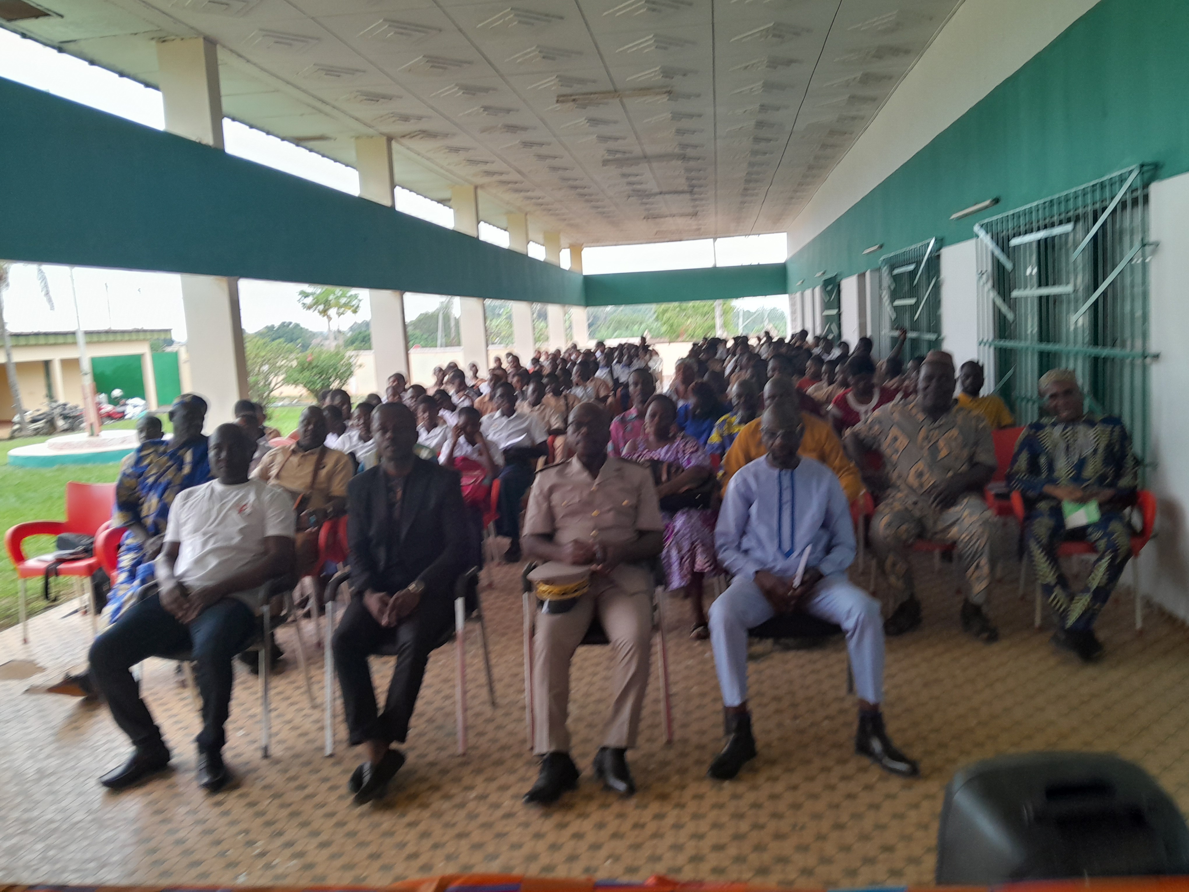 Côte d’Ivoire–AIP / 180 élèves sensibilisés sur le VIH/Sida et les hépatites à Tiébissou