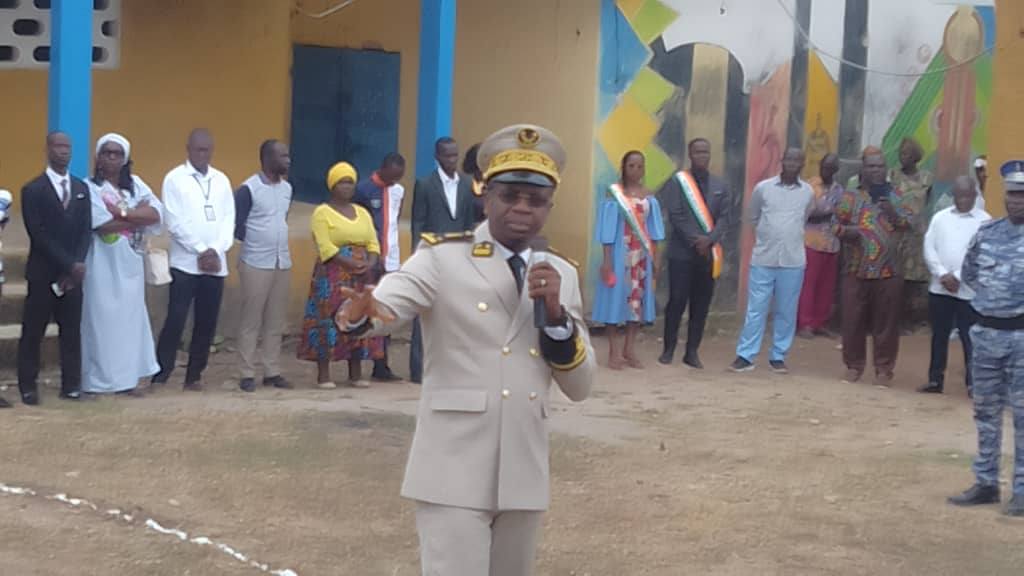 Côte d’Ivoire-AIP / Le sous-préfet de Zuénoula appelle les élèves à éviter les congés anticipés
