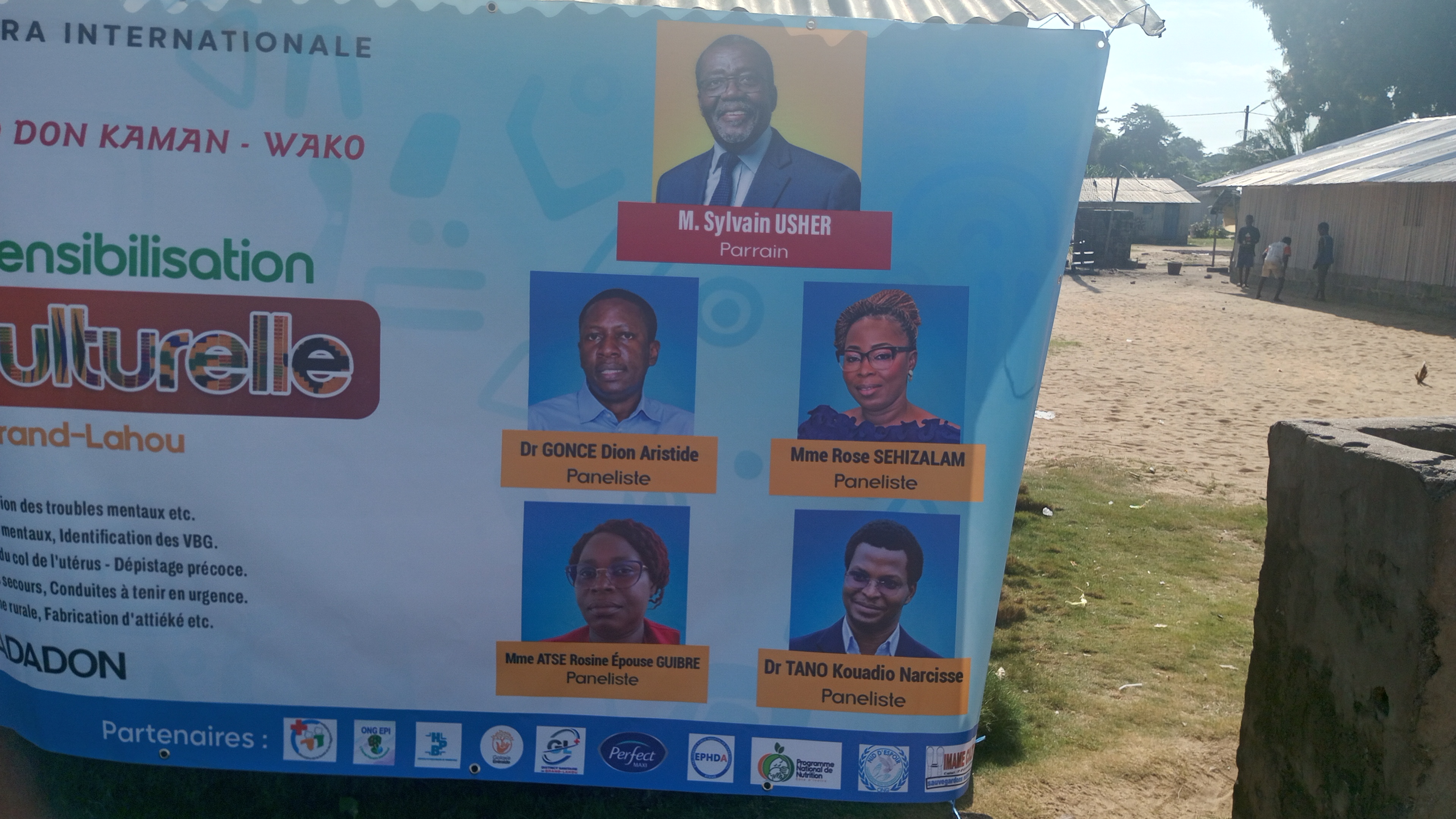 Côte d’Ivoire-AIP/ Grand-Lahou : une ONG fait don de médicaments et de moustiquaires au village de Badadon
