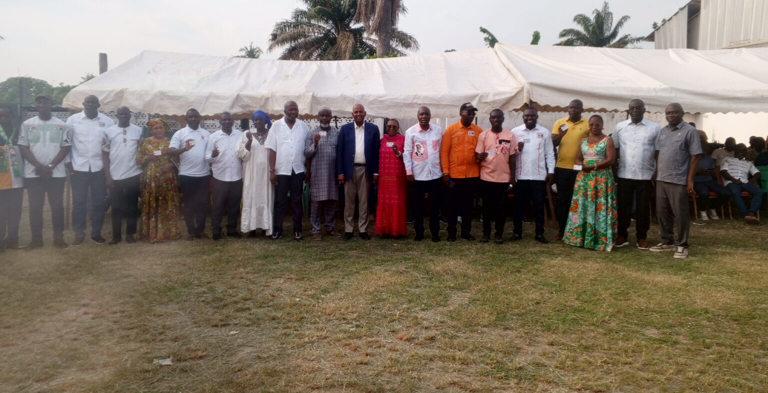 Côte d’Ivoire-AIP/ Des militants RHDP de la Mé reçoivent leurs cartes et se mobilisent pour 2025